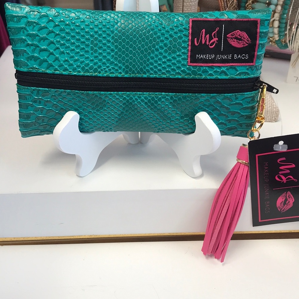 Makeup Junkie Bags- Turquoise Cobra